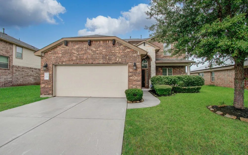 2207 Manchester Crossing Drive Fresno, TX 77545