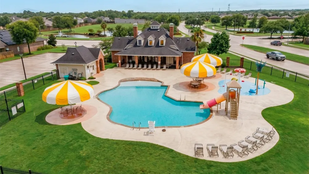2207 Manchester Crossing Drive Fresno, TX 77545