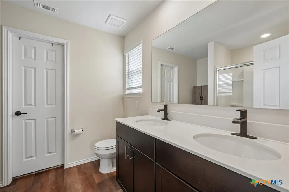 4037 Sun Meadow Lane Seguin, TX 78155