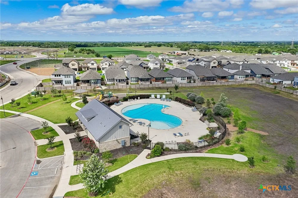 4037 Sun Meadow Lane Seguin, TX 78155
