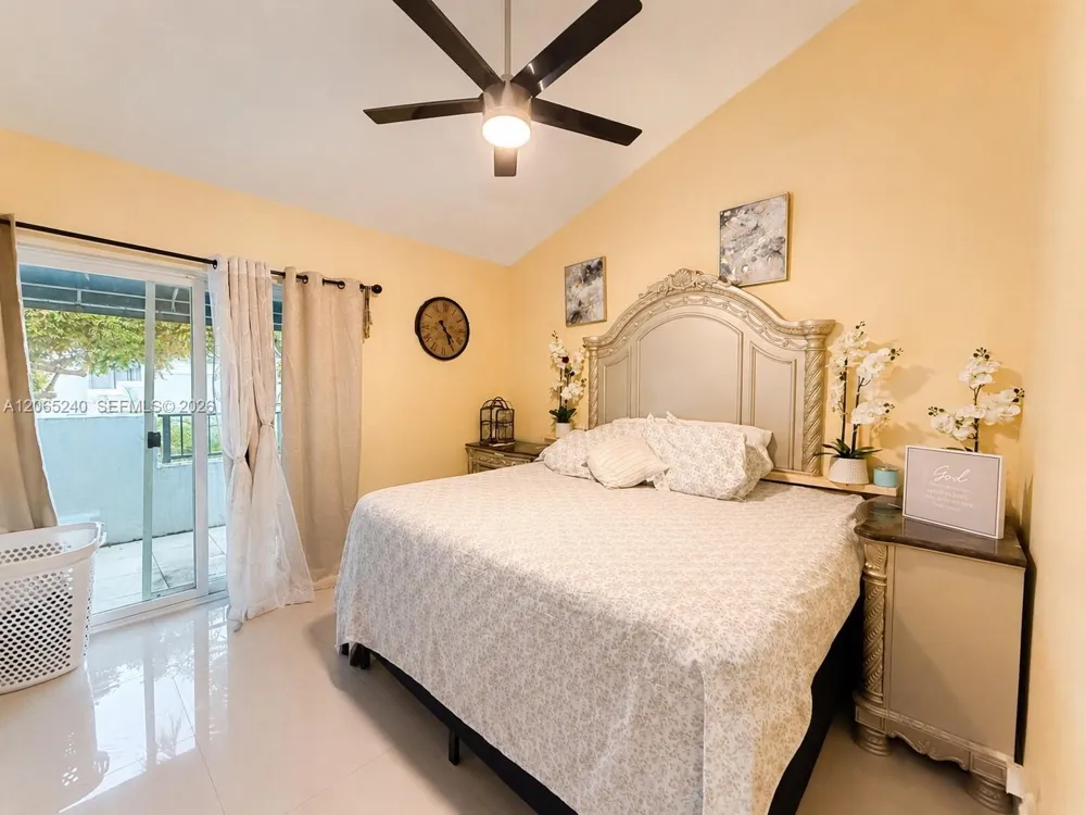 2311 SW 82nd Ter North Lauderdale, FL 33068