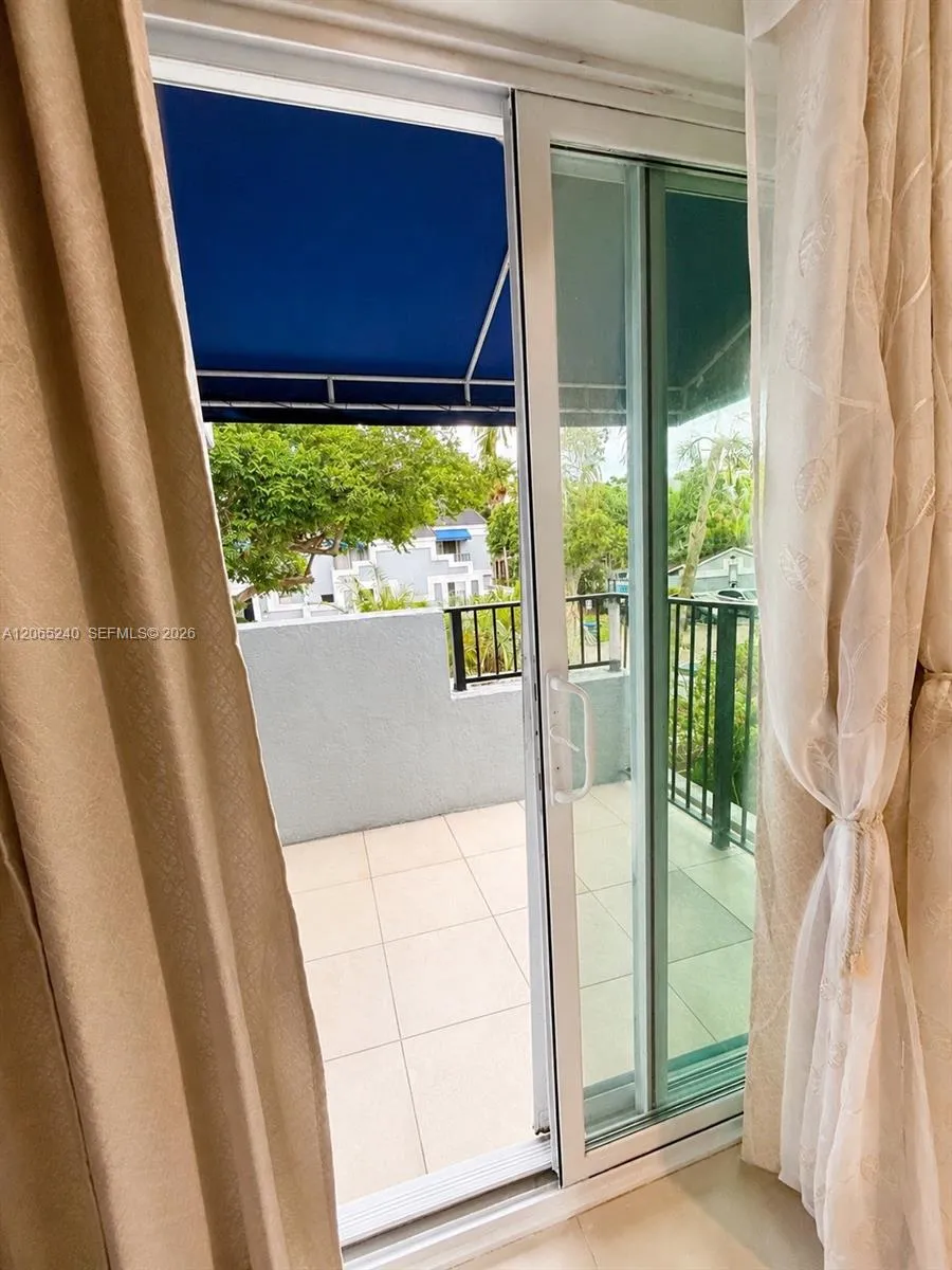 2311 SW 82nd Ter North Lauderdale, FL 33068