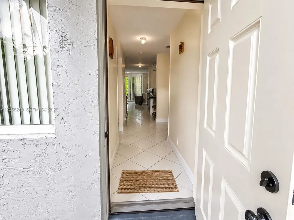 2311 SW 82nd Ter North Lauderdale, FL 33068