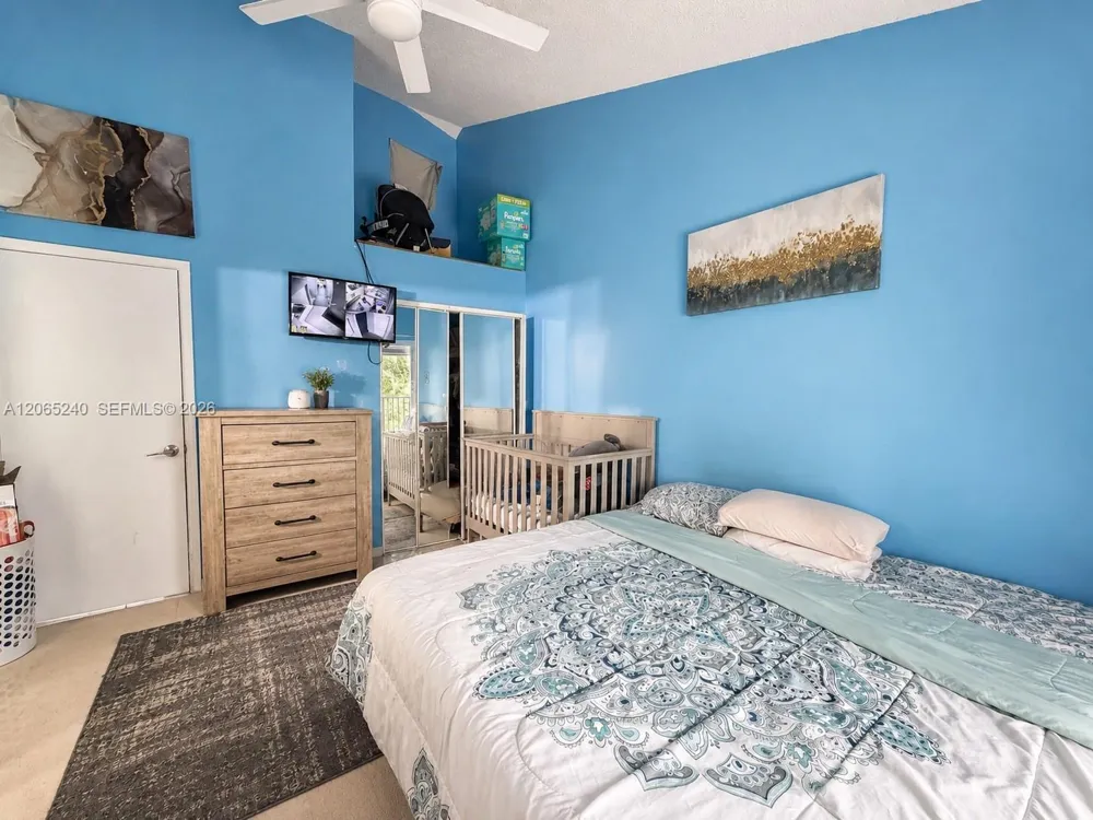 2311 SW 82nd Ter North Lauderdale, FL 33068