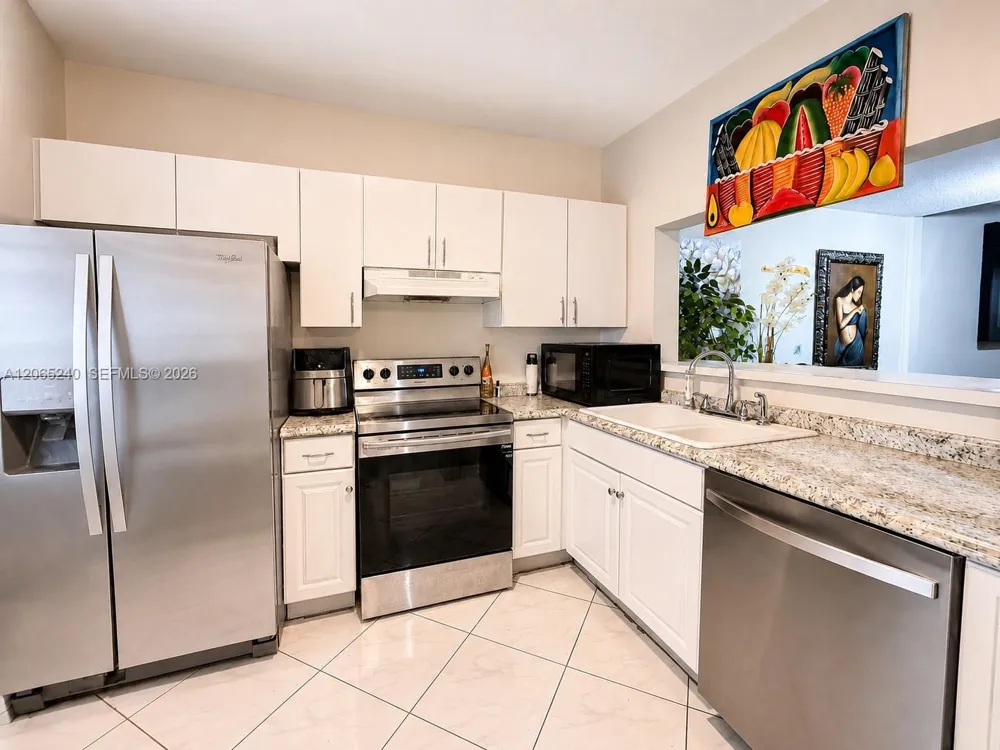 2311 SW 82nd Ter North Lauderdale, FL 33068