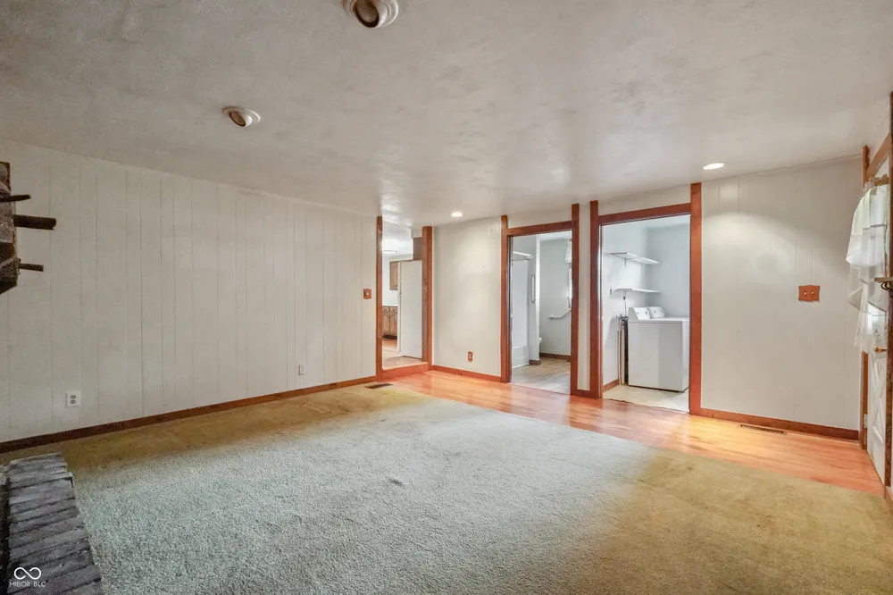 305 E Walnut Street Frankton, IN 46044