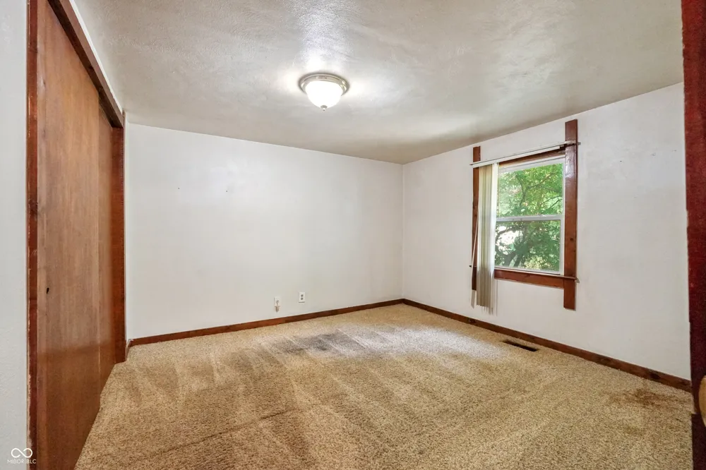 305 E Walnut Street Frankton, IN 46044