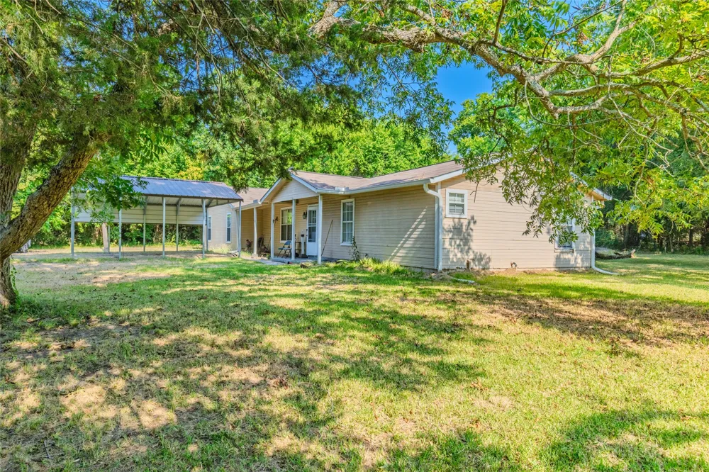 4666 Fm 1569 Farmersville, TX 75442