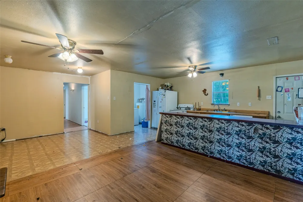 4666 Fm 1569 Farmersville, TX 75442
