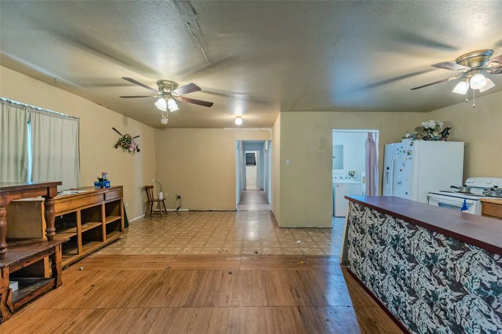 4666 Fm 1569 Farmersville, TX 75442
