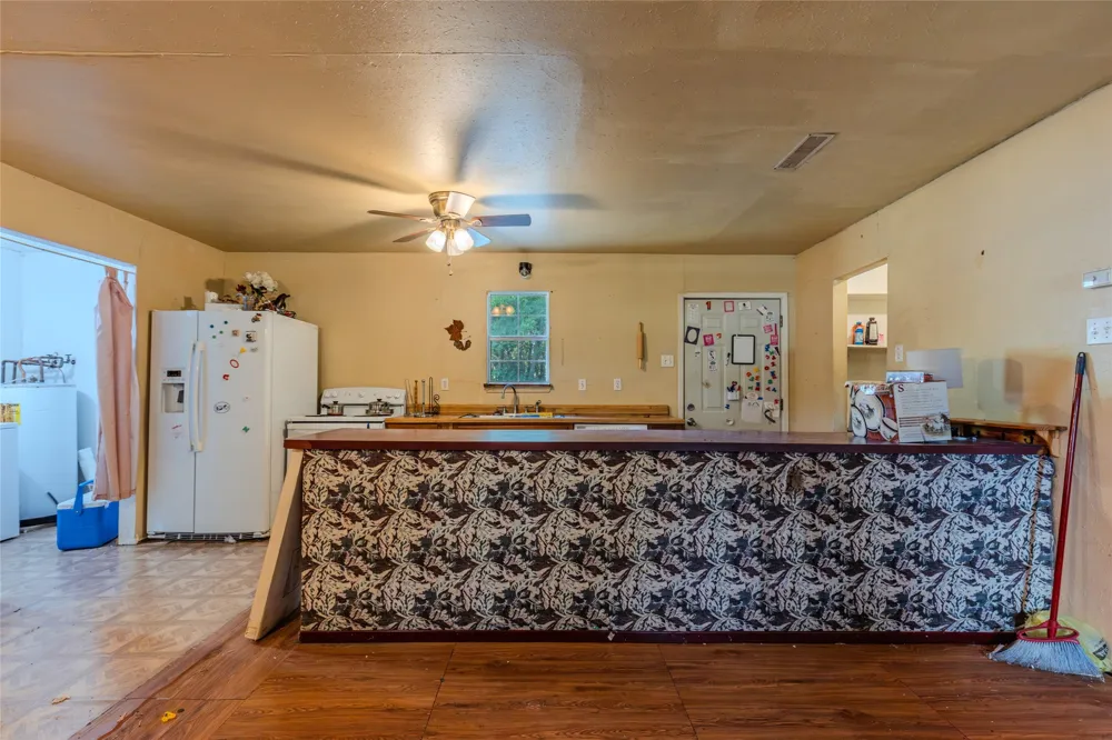 4666 Fm 1569 Farmersville, TX 75442