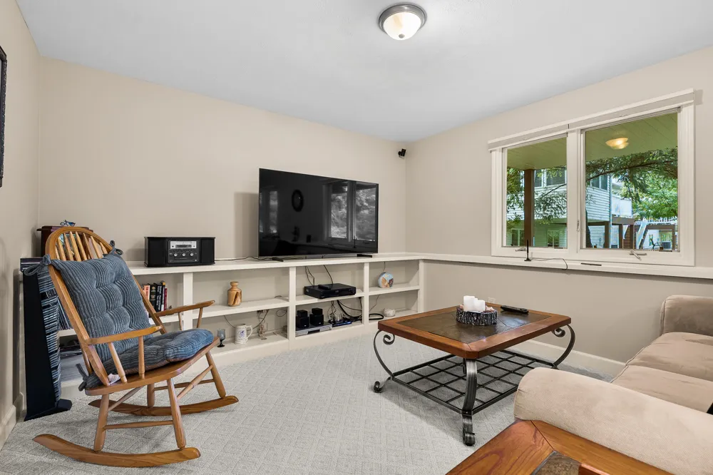 5309 Penrose Lane Kalamazoo, MI 49009