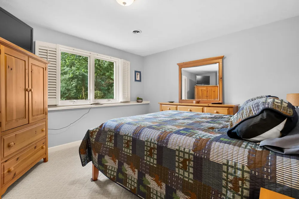 5309 Penrose Lane Kalamazoo, MI 49009