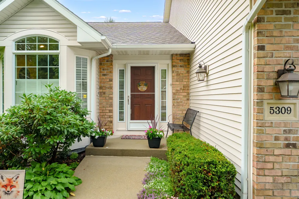 5309 Penrose Lane Kalamazoo, MI 49009