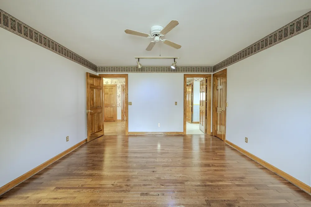 70 MARIE LN Savannah, TN 38372