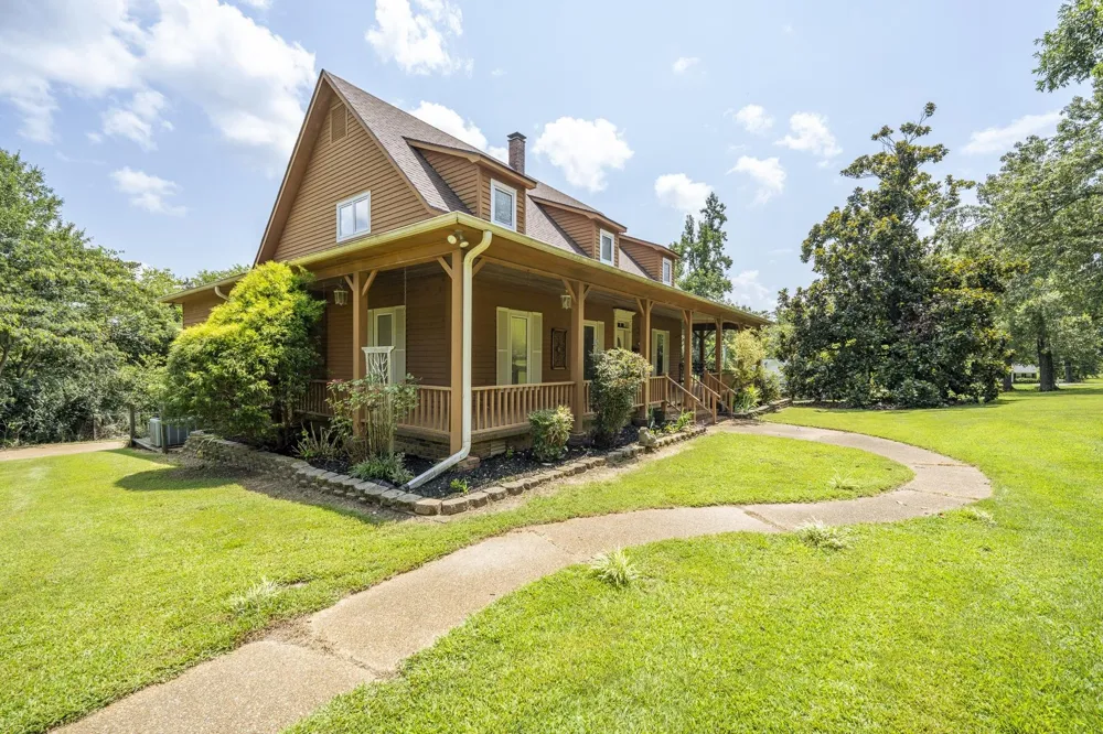 70 MARIE LN Savannah, TN 38372