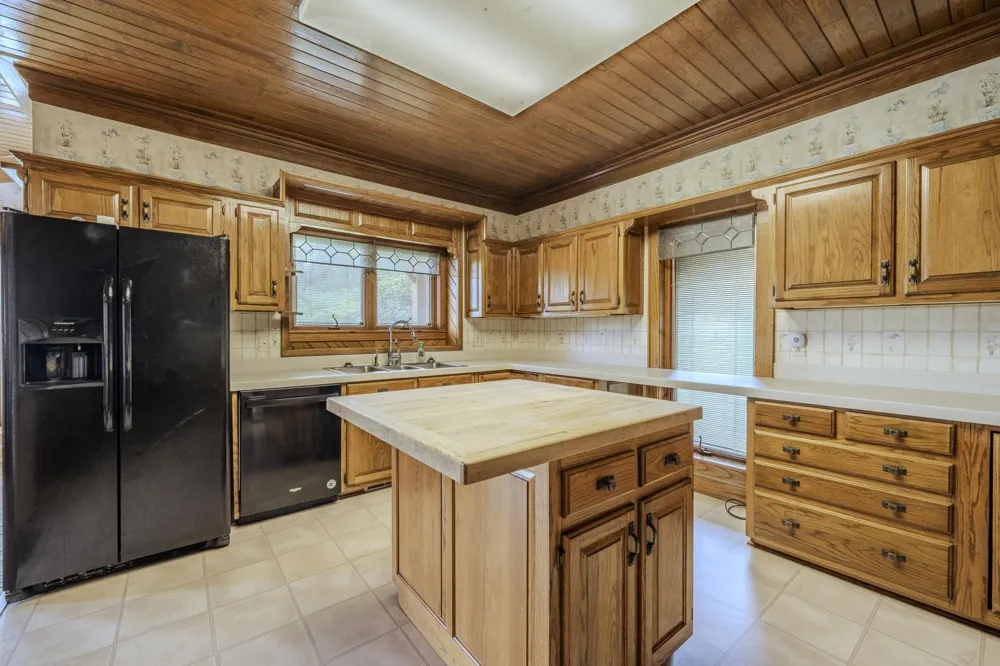 70 MARIE LN Savannah, TN 38372