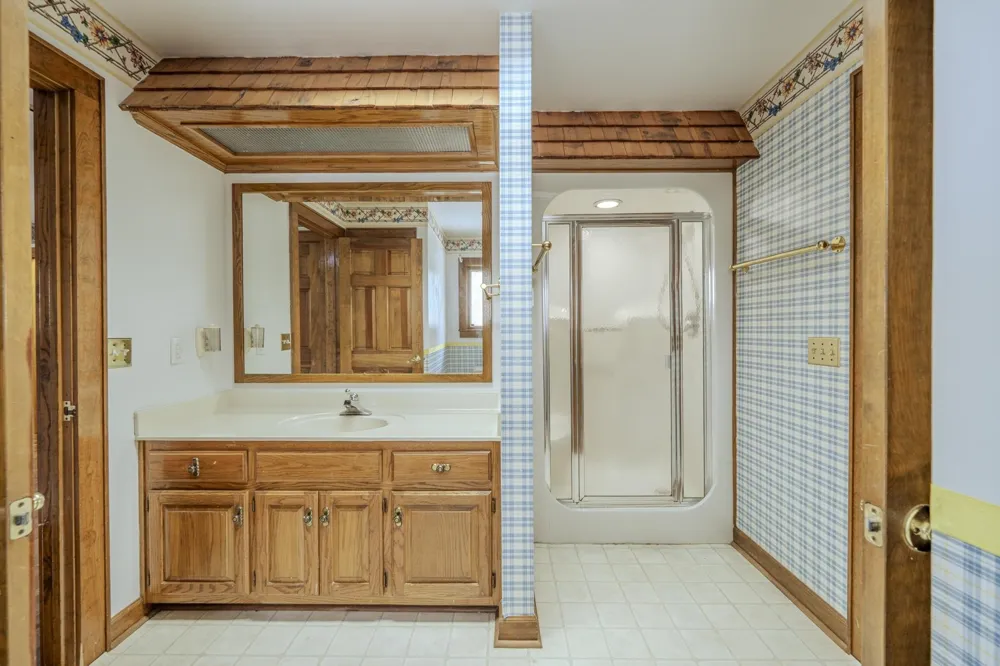 70 MARIE LN Savannah, TN 38372