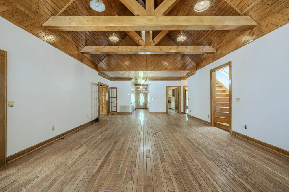 70 MARIE LN Savannah, TN 38372