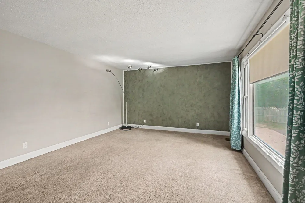 3480 E Long Lake Road Long Lake Township, MI 49685
