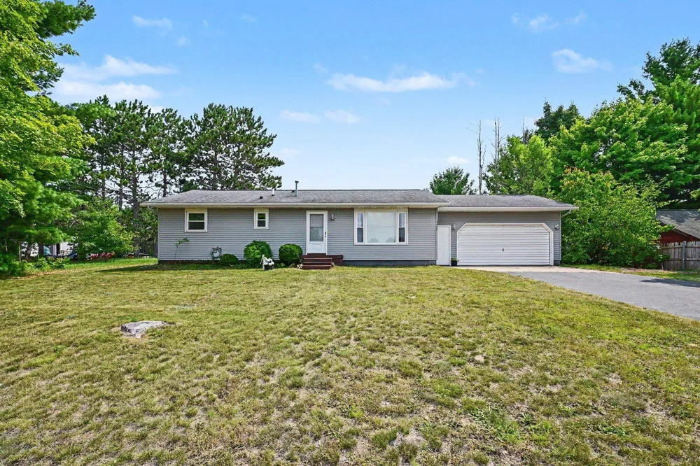 3480 E Long Lake Road Long Lake Township, MI 49685