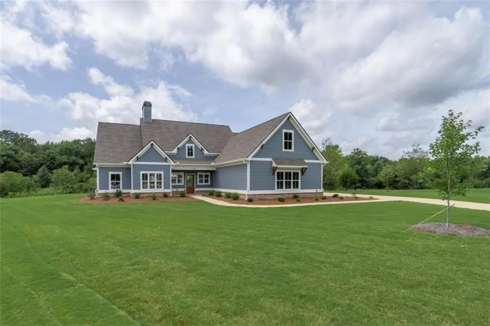 345 Woodfin Way Social Circle, GA 30025