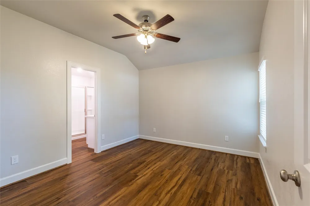 815 Roosevelt Navasota, TX 77868