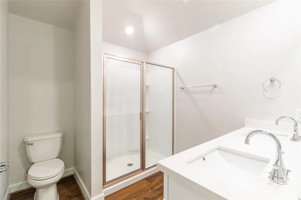 815 Roosevelt Navasota, TX 77868