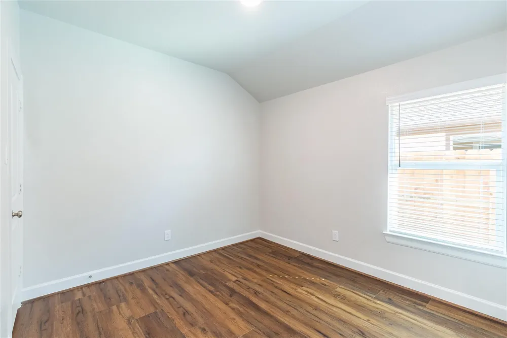 815 Roosevelt Navasota, TX 77868