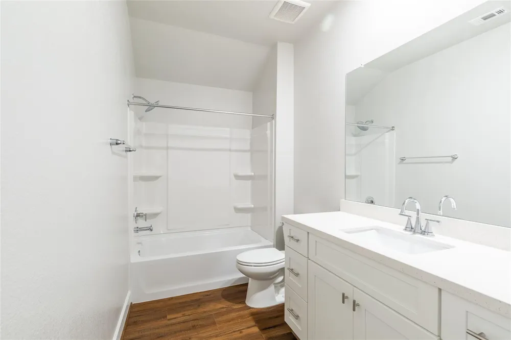 815 Roosevelt Navasota, TX 77868