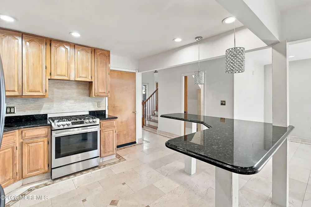 137 Marina Bay Court Highlands, NJ 07732