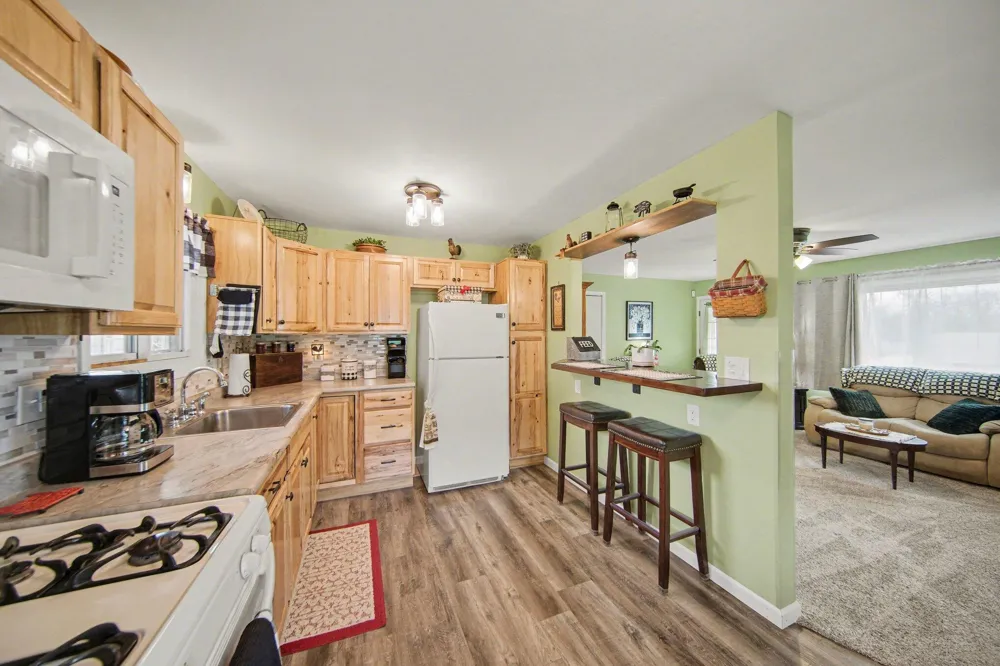 302 Hillsdale Street Blackman Charter Township, MI 49202