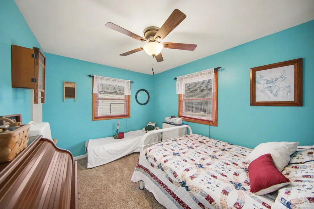 302 Hillsdale Street Blackman Charter Township, MI 49202