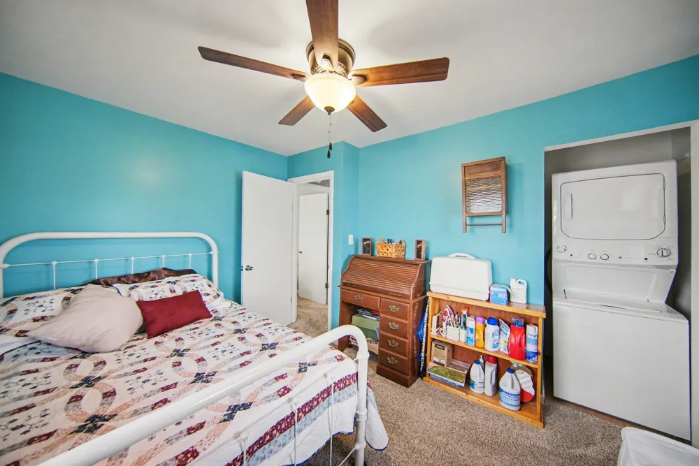 302 Hillsdale Street Blackman Charter Township, MI 49202