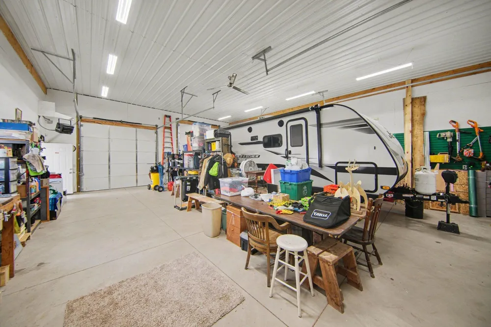 302 Hillsdale Street Blackman Charter Township, MI 49202