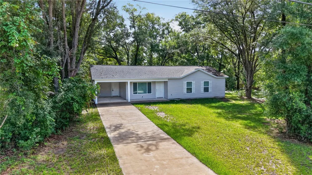 6255 SE 165TH COURT Ocklawaha, FL 32179
