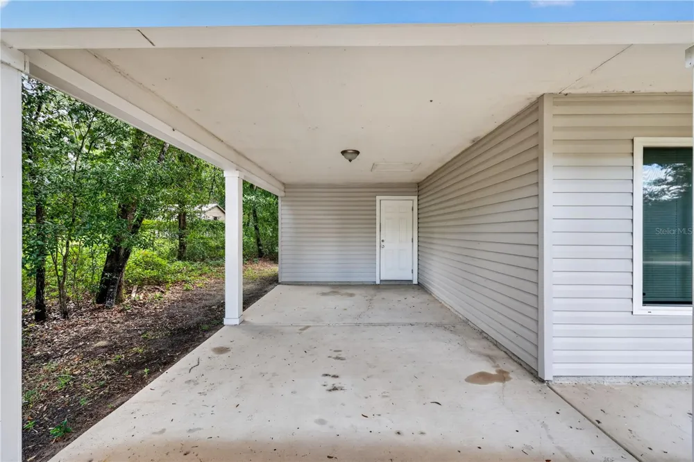 6255 SE 165TH COURT Ocklawaha, FL 32179