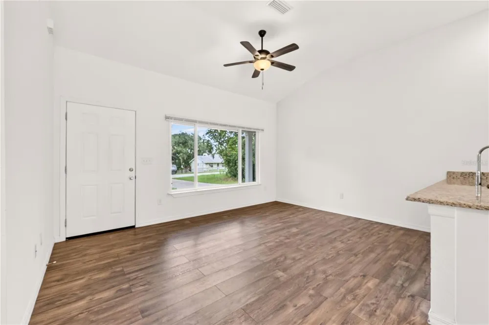 6255 SE 165TH COURT Ocklawaha, FL 32179