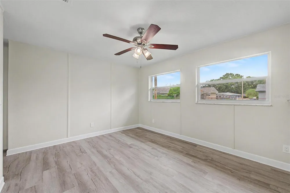 5608 12TH AVENUE S Tampa, FL 33619