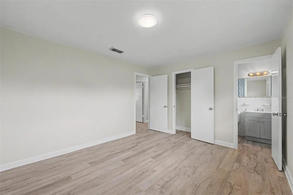 5608 12TH AVENUE S Tampa, FL 33619