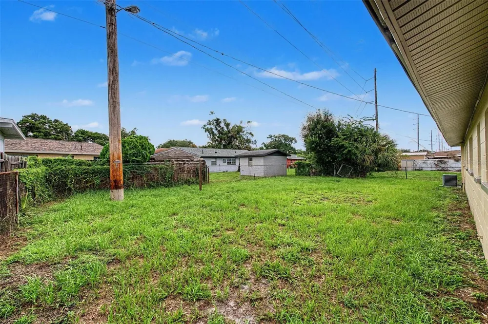 5608 12TH AVENUE S Tampa, FL 33619