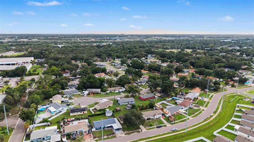 5608 12TH AVENUE S Tampa, FL 33619