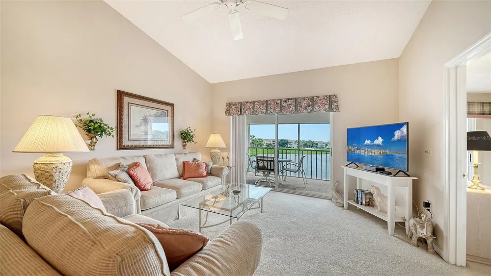 9330 CLUBSIDE CIRCLE #3306 Sarasota, FL 34238