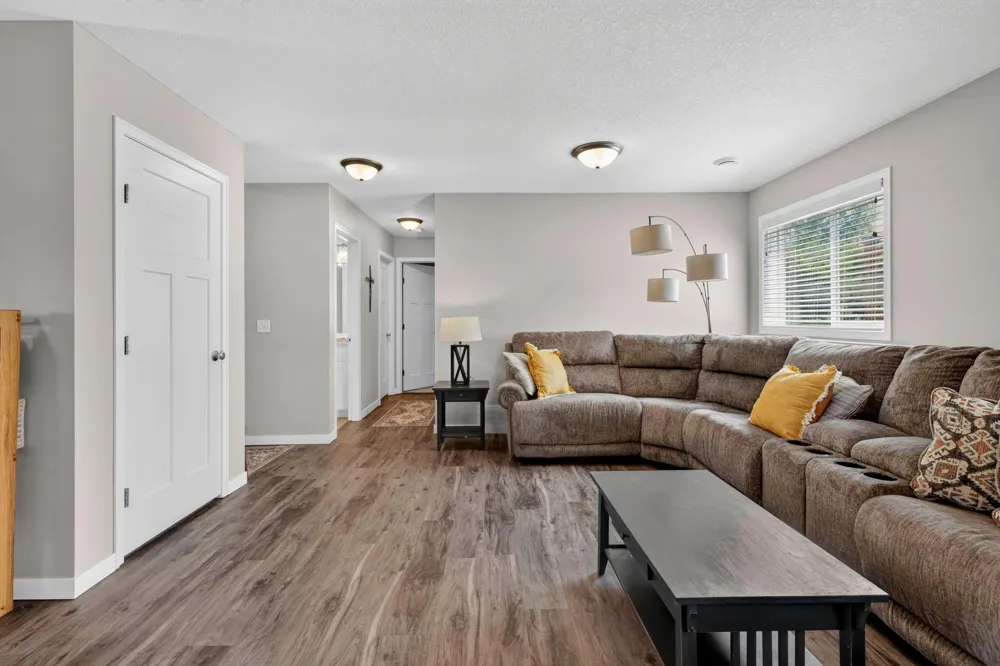 9067 Wolves Street Brainerd, MN 56401