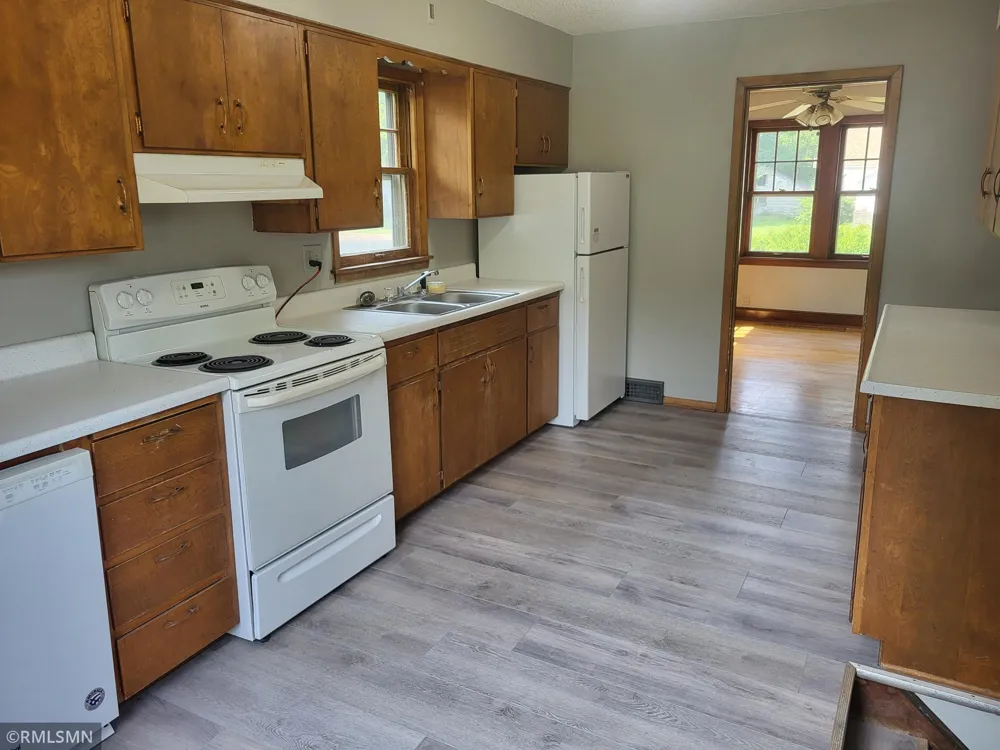 919 6th Street SW Willmar, MN 56201