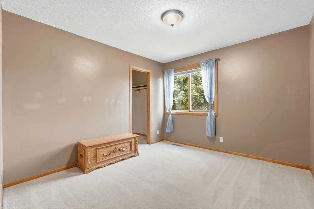 30936 Marigold Lane Lindstrom, MN 55045