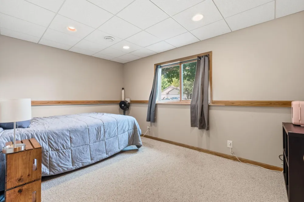 30936 Marigold Lane Lindstrom, MN 55045