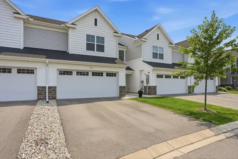 1505 Camden Court