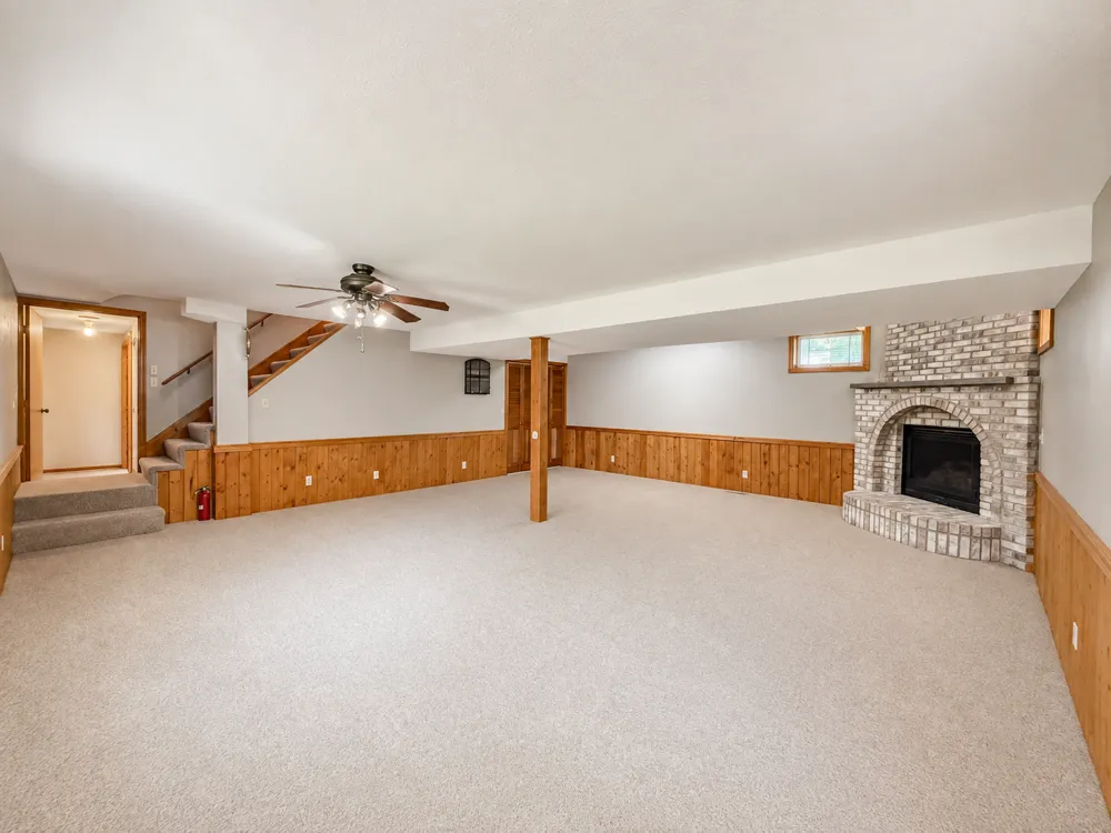 801 8th Avenue NE Little Falls, MN 56345