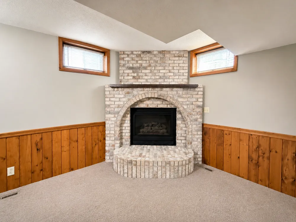 801 8th Avenue NE Little Falls, MN 56345